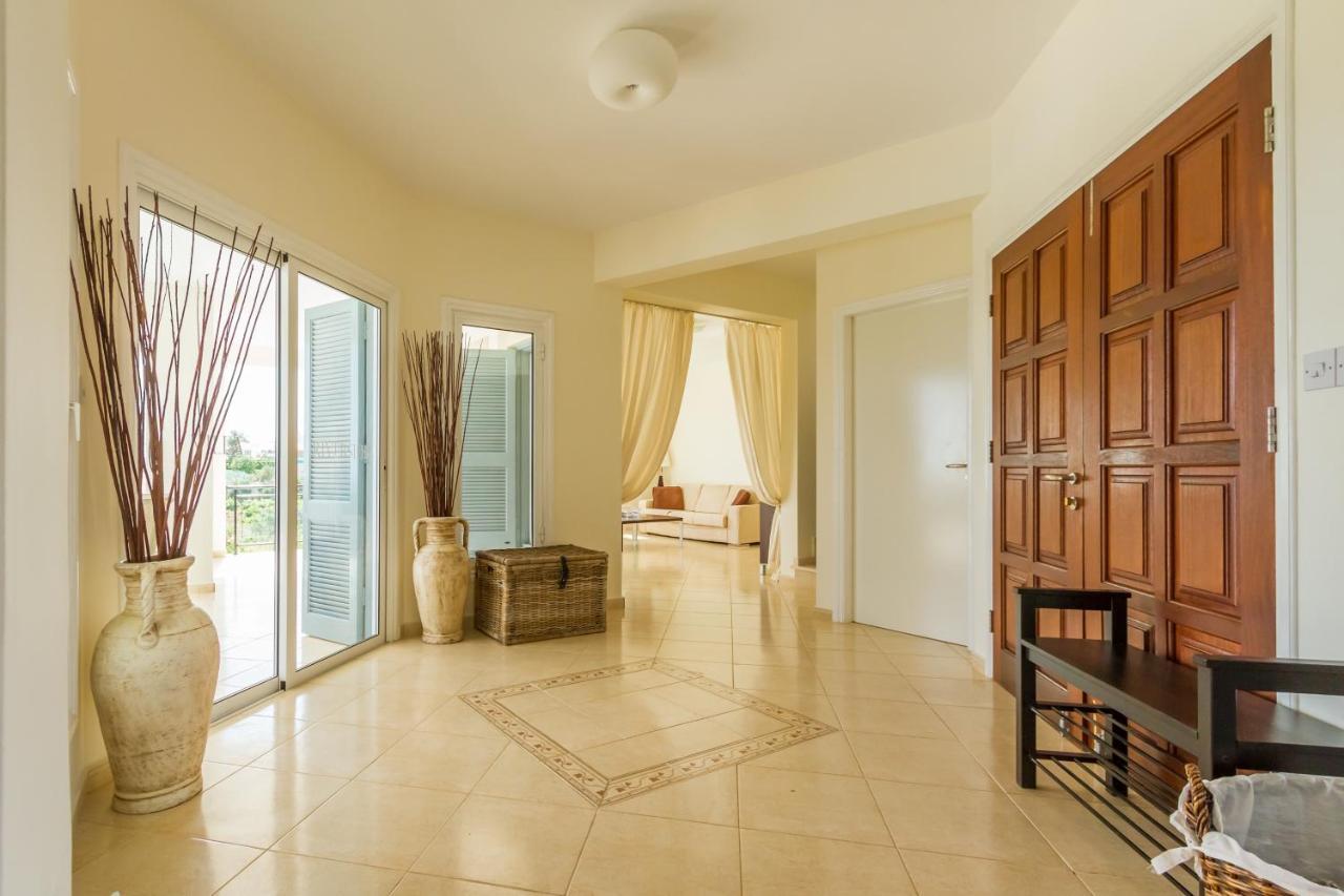 Villa Riverside Polis Dış mekan fotoğraf