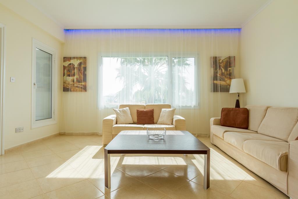 Villa Riverside Polis Dış mekan fotoğraf
