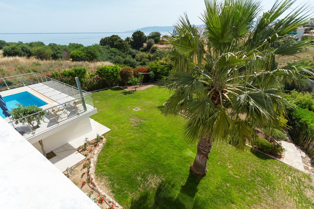 Villa Riverside Polis Dış mekan fotoğraf