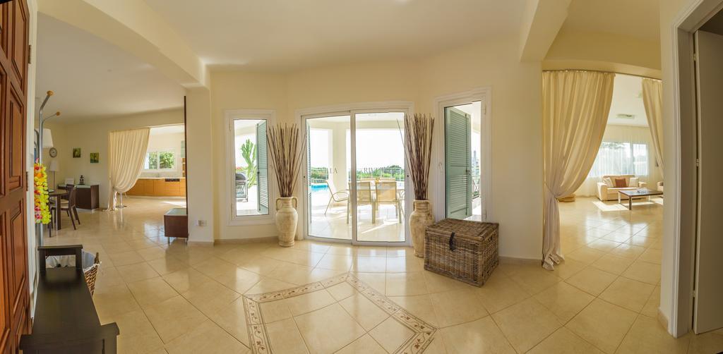 Villa Riverside Polis Dış mekan fotoğraf