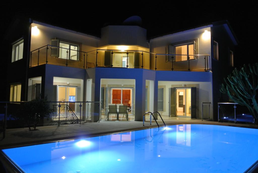 Villa Riverside Polis Dış mekan fotoğraf